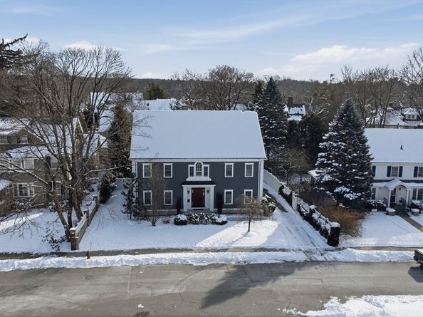 10 Sheffield West, Winchester MA 01890