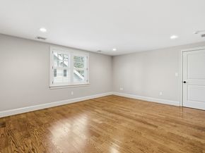 10 Sheffield West, Winchester MA 01890