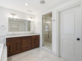 10 Sheffield West, Winchester MA 01890