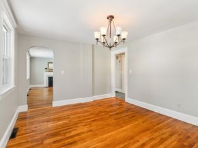 9 Pearl St, Walpole MA 02081