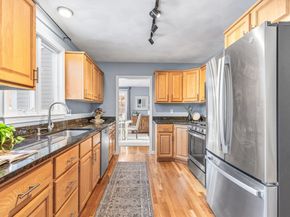 8 Stouffer Circle, Andover MA 01810