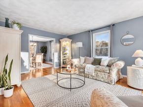 8 Stouffer Circle, Andover MA 01810