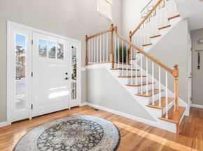 8 Stouffer Circle, Andover MA 01810