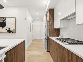 47 Condor 302, Boston MA 02128