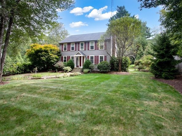 4 Brookview Rd, Millis MA 02054