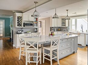 27 Tennyson Rd, Newton MA 02465