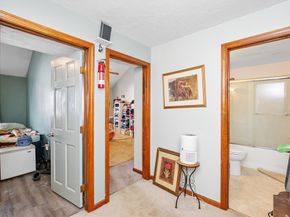 25 Meadow Pond Dr J, Leominster MA 01453