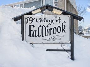 25 Meadow Pond Dr J, Leominster MA 01453