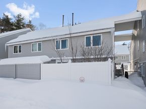 25 Meadow Pond Dr J, Leominster MA 01453