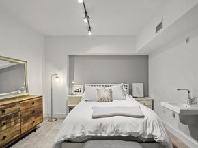 263-265 Northampton St 206, Boston MA 02118