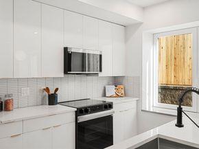 122 Washington St Twentytwo, Weymouth MA 02188