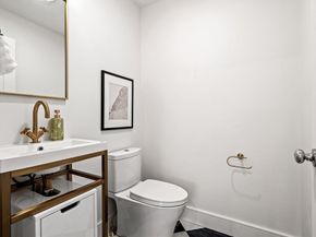 39 Canavan Dr, Braintree MA 02184