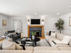 39 Canavan Dr, Braintree MA 02184