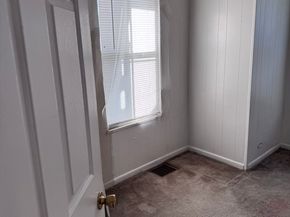 20 Buckminster St, Framingham MA 01702