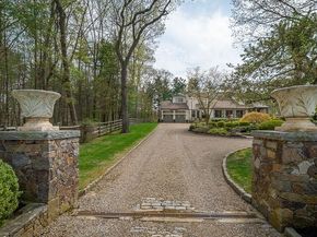 103 Essex Street, Hamilton MA 01982