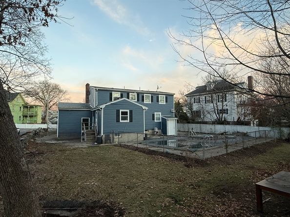 21 Simmons Ave, Brockton MA 02301