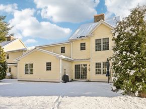 16 Rockingham Drive 131, Tewksbury MA 01876