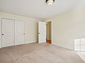 16 Rockingham Drive 131, Tewksbury MA 01876