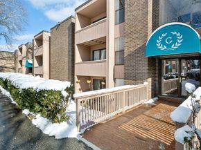 18 Shrewsbury Green Dr I, Shrewsbury MA 01545