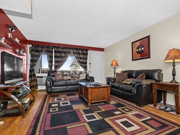 301 Neponset St 29, Norwood MA 02062