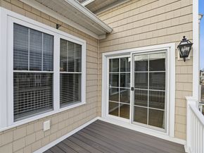 20 Daisy Ln, Plymouth MA 02360