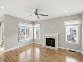 20 Daisy Ln, Plymouth MA 02360