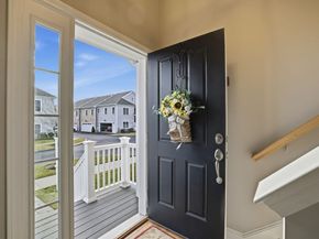 20 Daisy Ln, Plymouth MA 02360