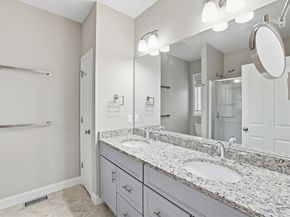 20 Daisy Ln, Plymouth MA 02360