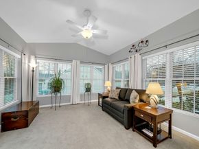 11 Summerfield Drive 11, Uxbridge MA 01569