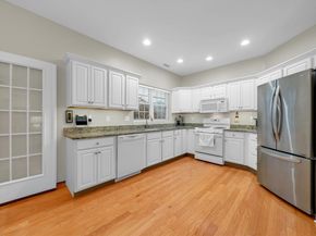 11 Summerfield Drive 11, Uxbridge MA 01569