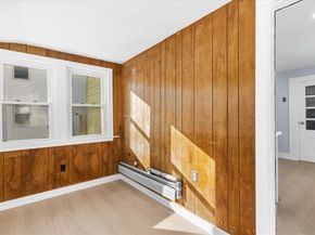 31 Webster St, Winchendon MA 01475