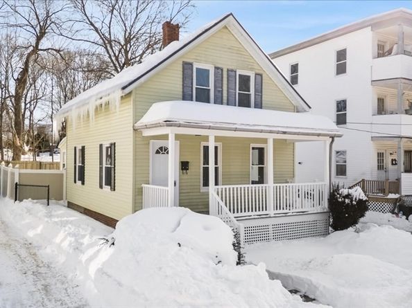 31 Webster St, Winchendon MA 01475