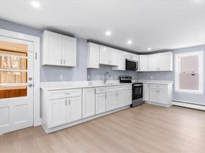 31 Webster St, Winchendon MA 01475