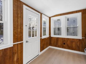 31 Webster St, Winchendon MA 01475
