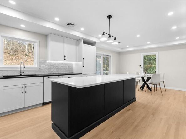 65 Eliot St, Natick MA 01760