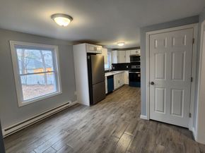 56 Brattle St, Athol MA 01331