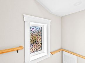 31 Mayflower St 3, Plymouth MA 02360