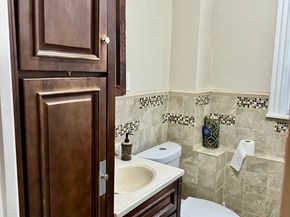 15 Waverly Ave, Everett MA 02149