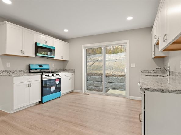 16A Pine Hill Way 16AA, Harvard MA 01451