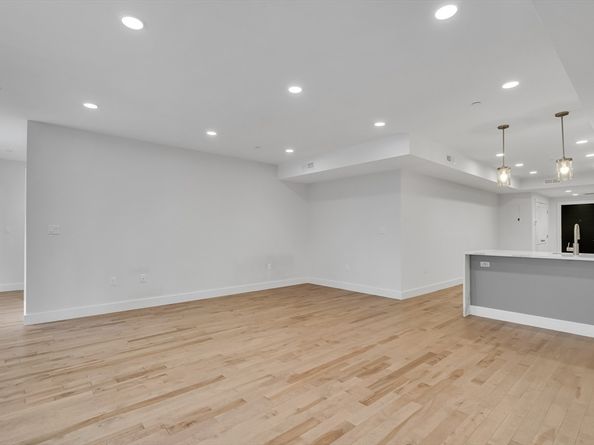 50 Hichborn 408, Boston MA 02135