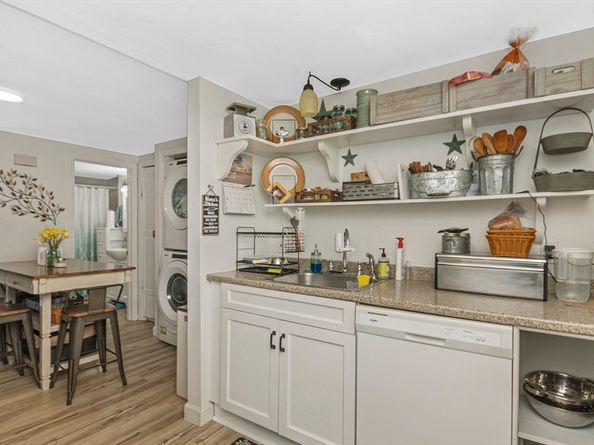 126 Summer St, Plymouth MA 02360