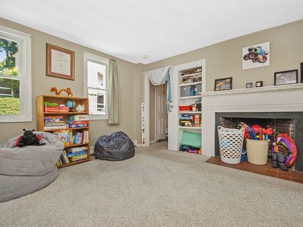126 Summer St, Plymouth MA 02360