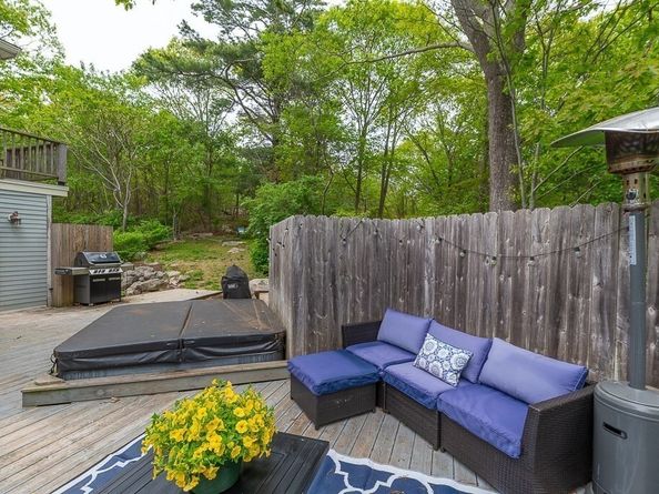 32 Witham St B, Gloucester MA 01930