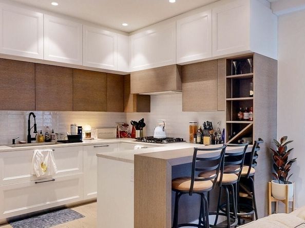 69 Walnut St 6, Brookline MA 02445