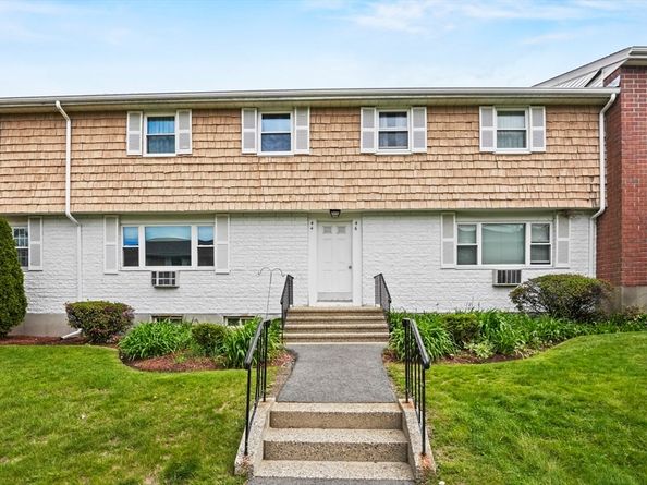 44 Kingston Street 44, North Andover MA 01845