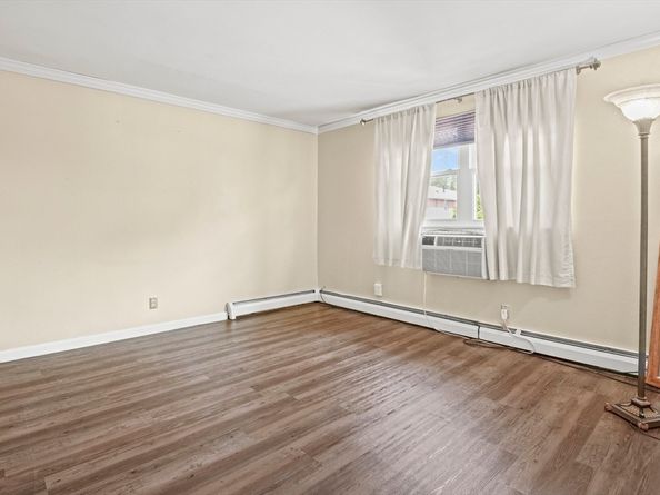 44 Kingston Street 44, North Andover MA 01845