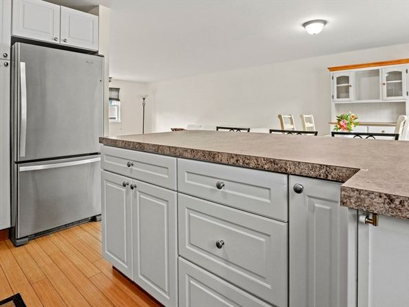 44 Kingston Street 44, North Andover MA 01845