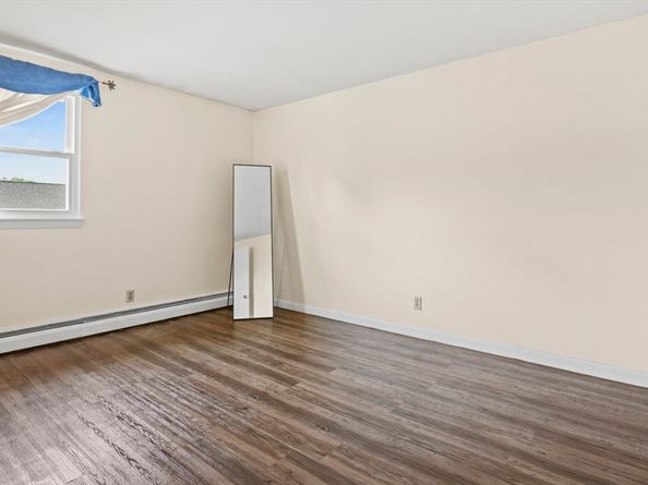 44 Kingston Street 44, North Andover MA 01845