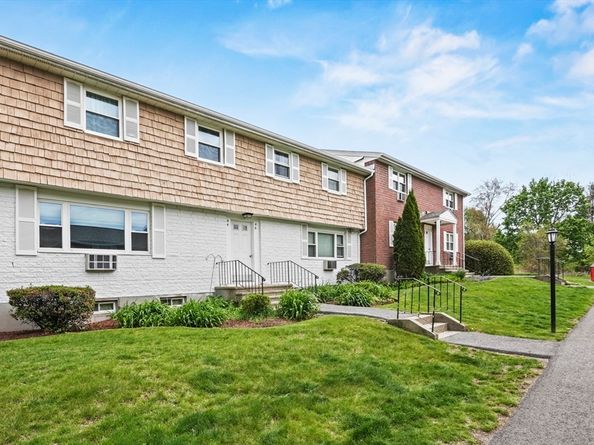 44 Kingston Street 44, North Andover MA 01845