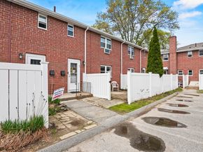 44 Kingston Street 44, North Andover MA 01845